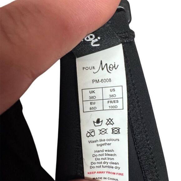 NWT Pour Moi Women's Underwired Halter Bikini Top Black Size 38D - Picture 5 of 5